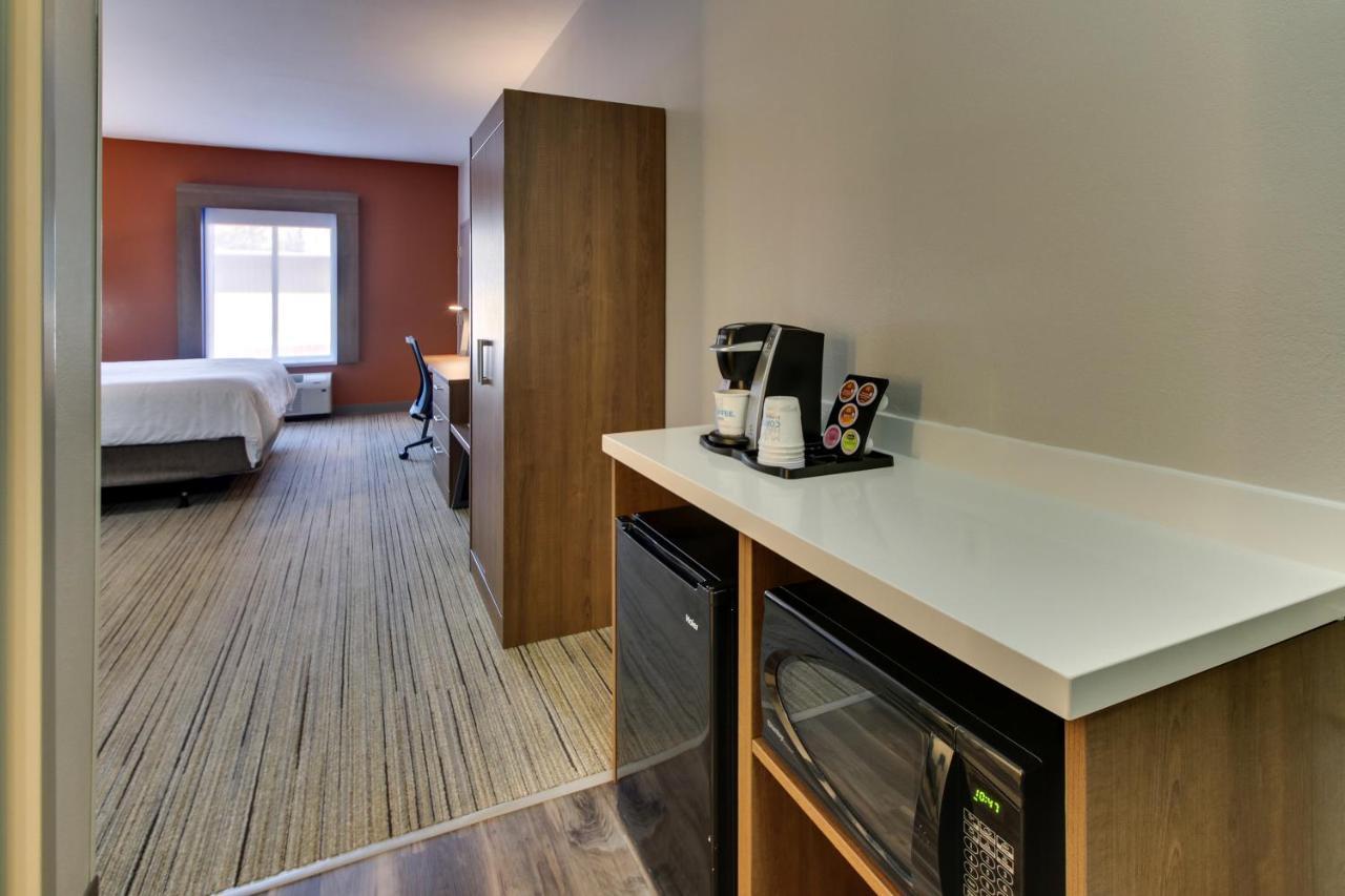 Holiday Inn Express Hotel & Suites Austell Powder Springs By Ihg Екстериор снимка