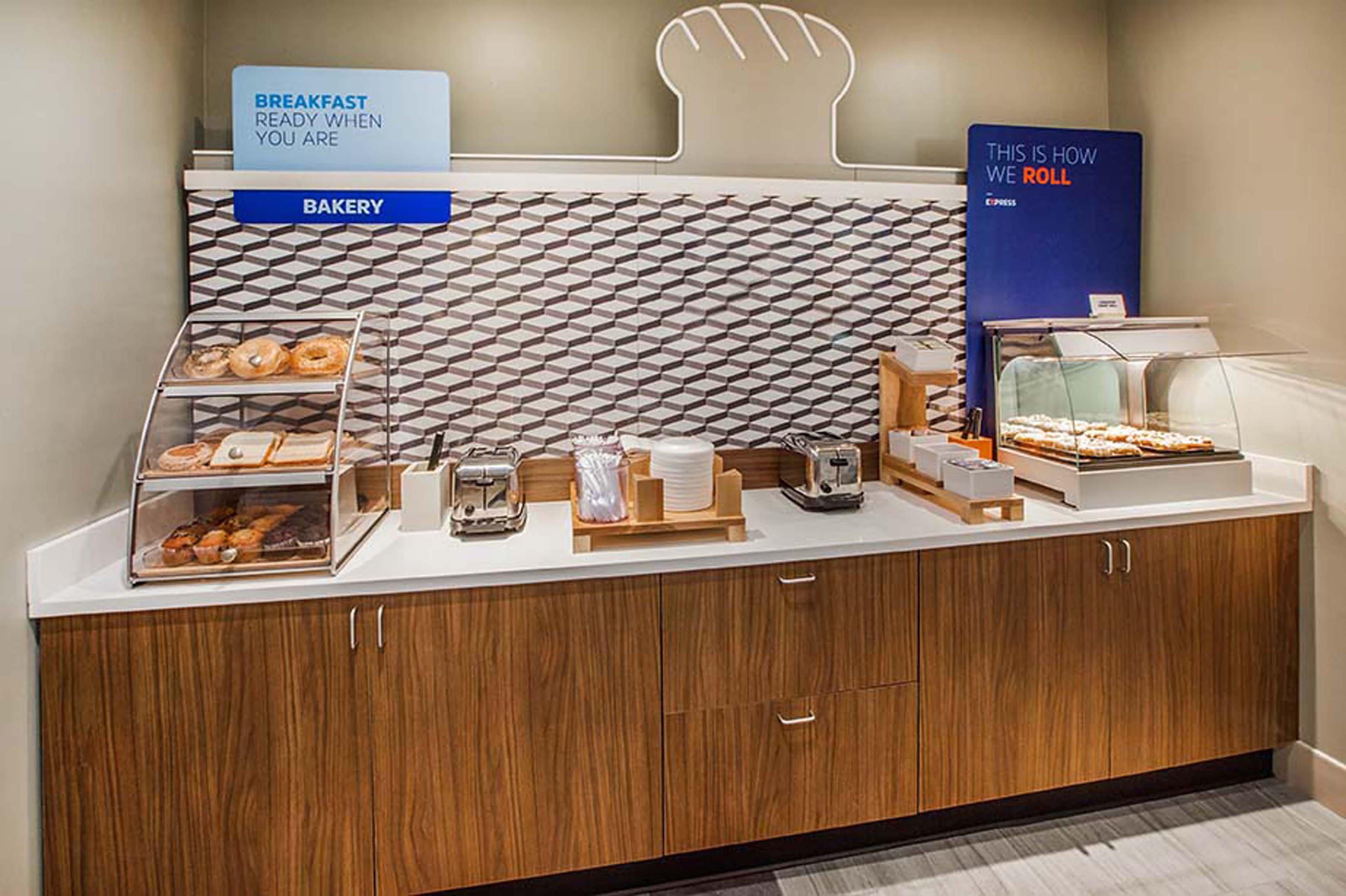 Holiday Inn Express Hotel & Suites Austell Powder Springs By Ihg Екстериор снимка