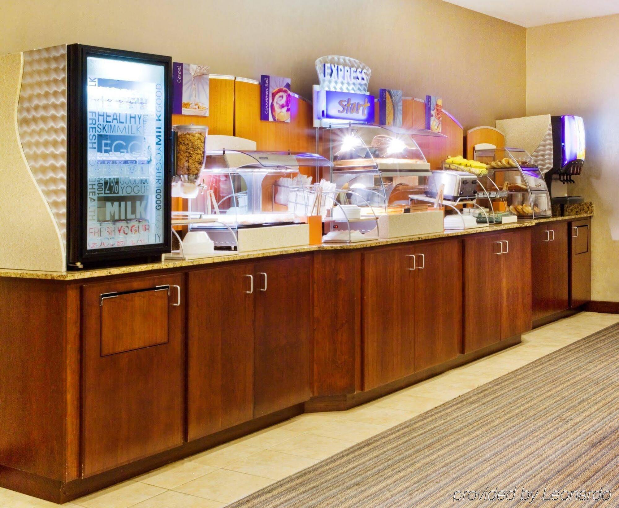 Holiday Inn Express Hotel & Suites Austell Powder Springs By Ihg Екстериор снимка